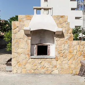 Casa vacanze La Curte Dellu Pippi Niuru, Lecce